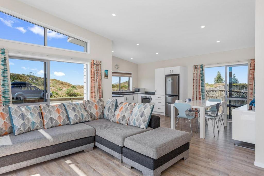Beach Retreat - Ohope Holiday Home Eksteriør billede