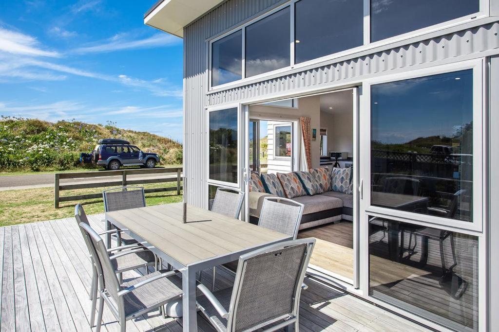 Beach Retreat - Ohope Holiday Home Eksteriør billede