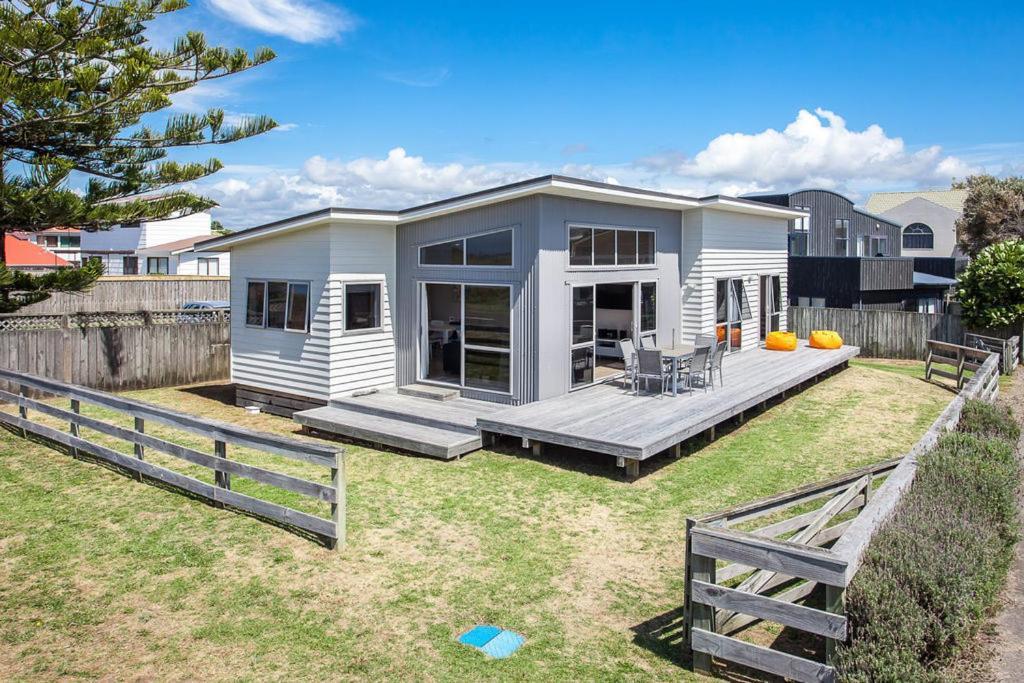 Beach Retreat - Ohope Holiday Home Eksteriør billede